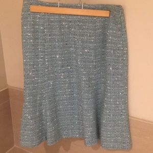 Skirt with side zipper